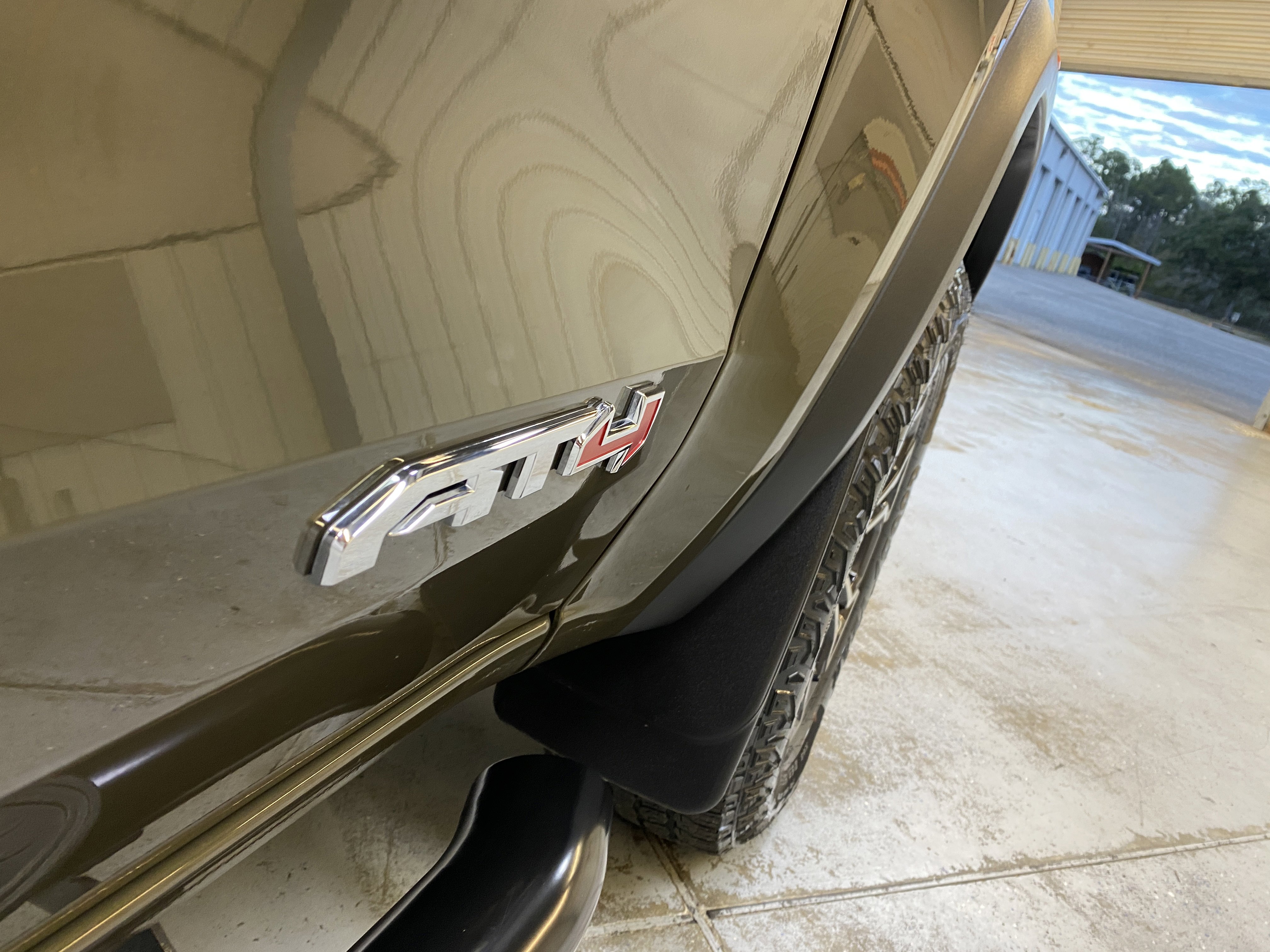 Used 2024 GMC Canyon AT4 image 15