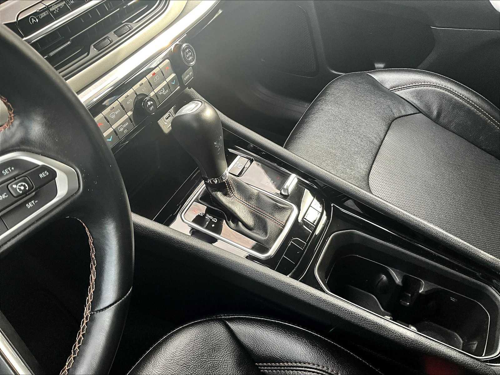 Used 2022 Jeep Compass Limited image 19