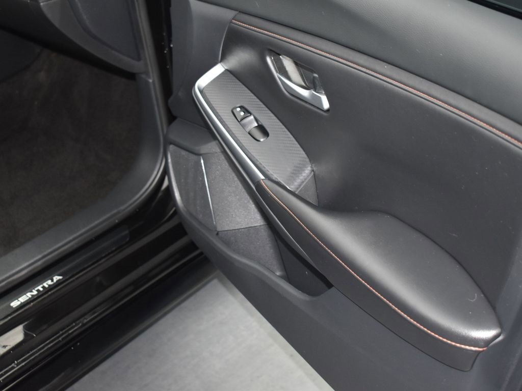Used 2022 Nissan Sentra SR image 17