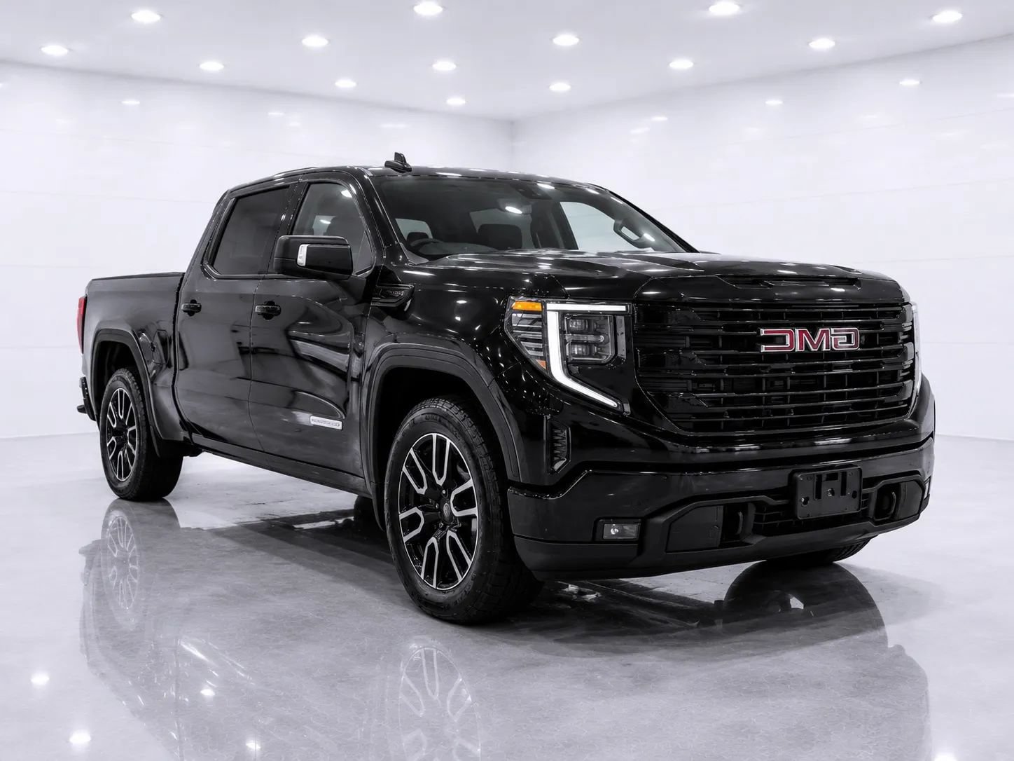 Used 2024 GMC Sierra 1500 Elevation AWD/4WD image 7
