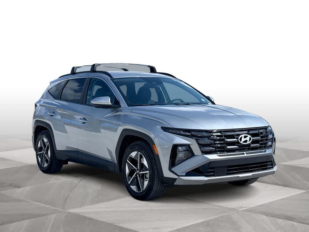 Used 2026 Hyundai Tucson SEL Plus FWD image 2