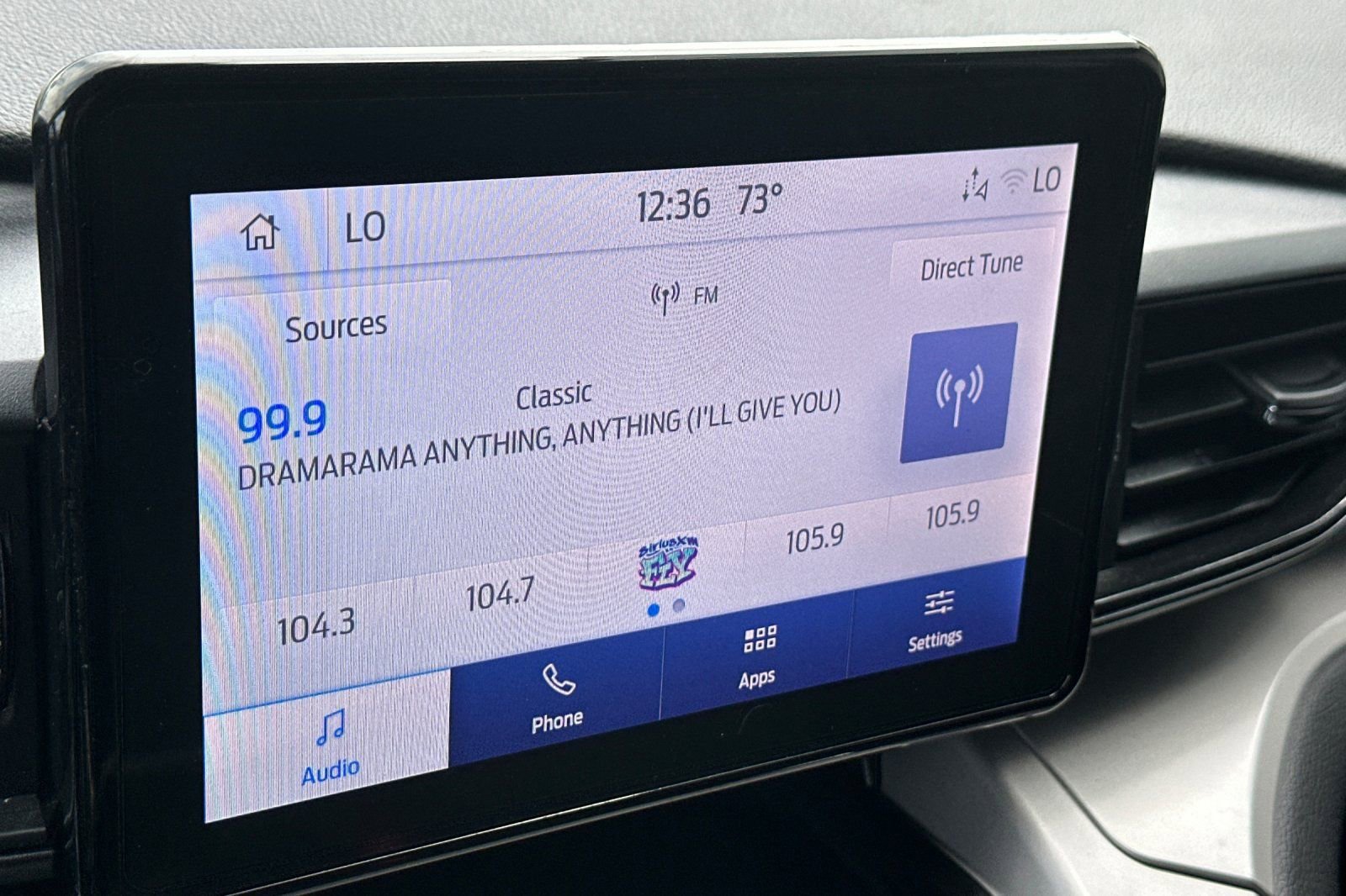 Used 2024 Ford Explorer XLT RWD image 19