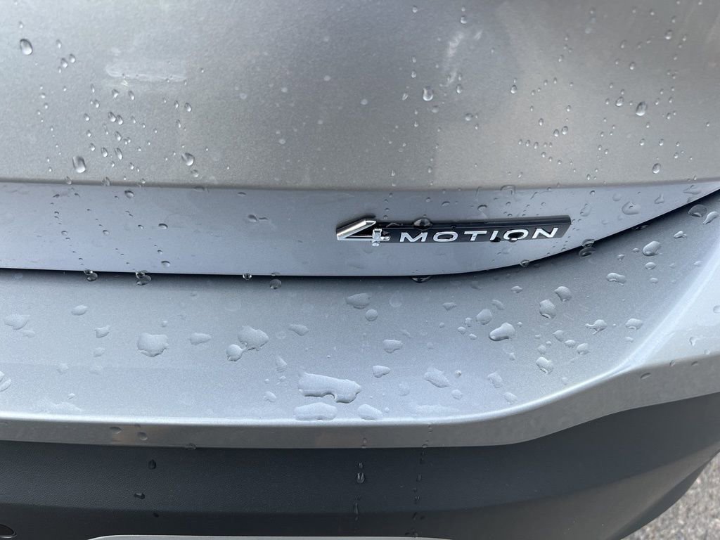 New 2026 Volkswagen Tiguan SE AWD/4WD image 8