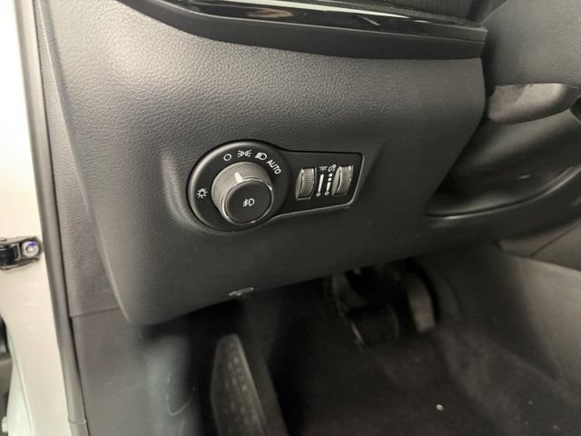New 2026 Jeep Compass Limited AWD/4WD image 15
