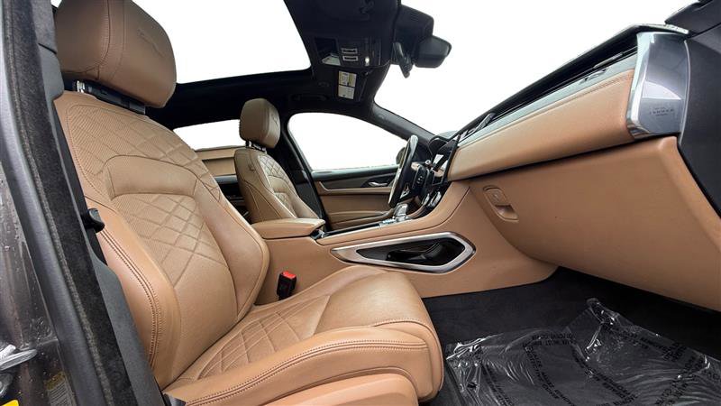 Used 2022 Jaguar F-PACE S AWD/4WD image 17