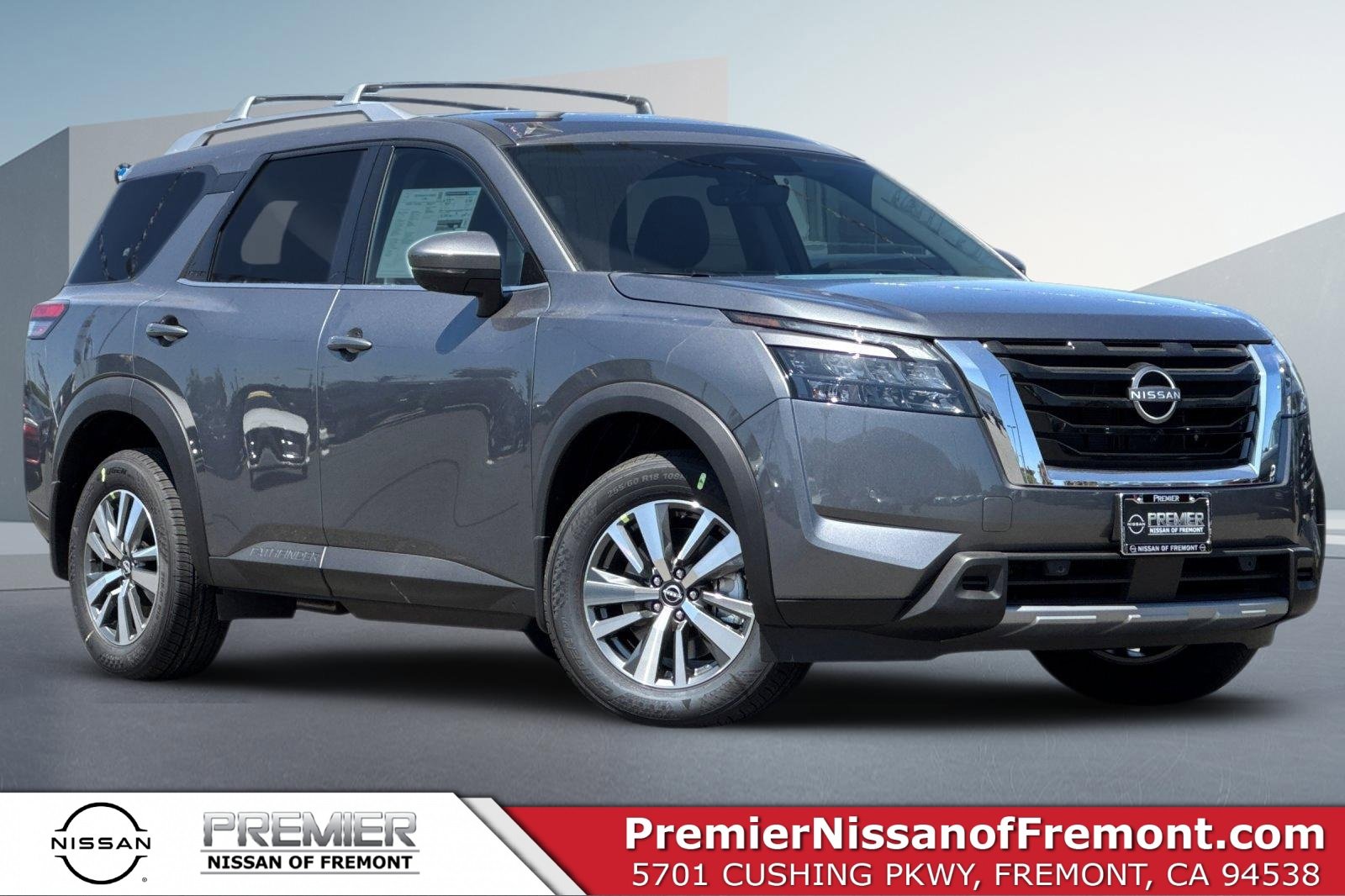 New 2025 Nissan Pathfinder SL