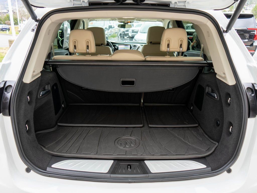 Used 2019 Buick Envision Essence w/ LPO, Active Package image 35