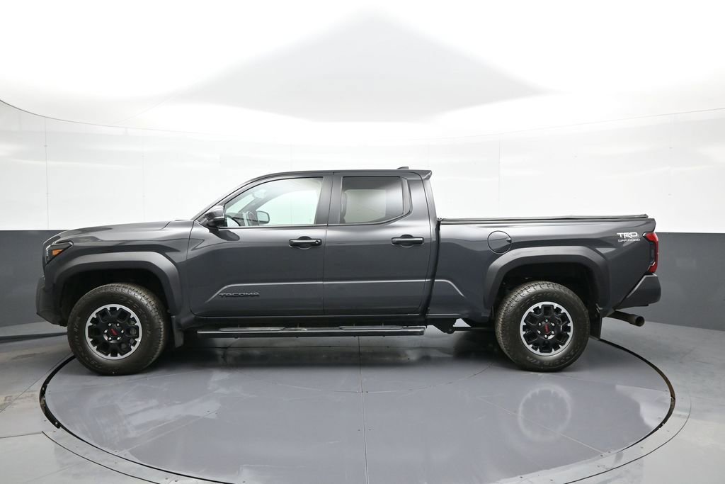 Certified 2024 Toyota Tacoma TRD Off-Road AWD/4WD image 9