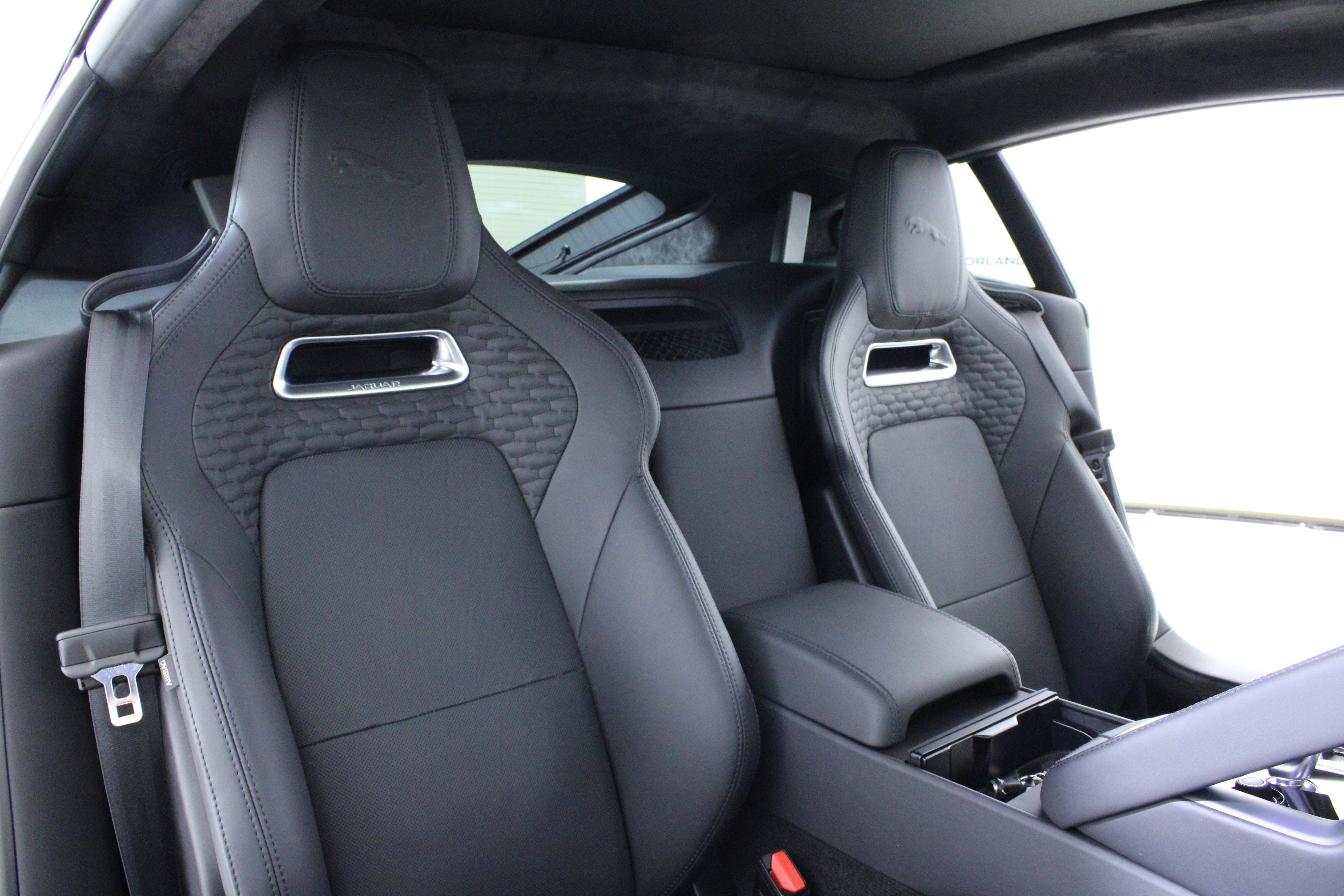 Used 2024 Jaguar F-TYPE R AWD/4WD image 14