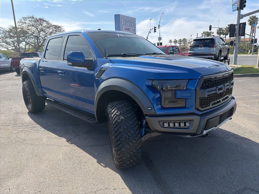 Used 2018 Ford F150 Raptor w/ Equipment Group 802A Luxury image 3