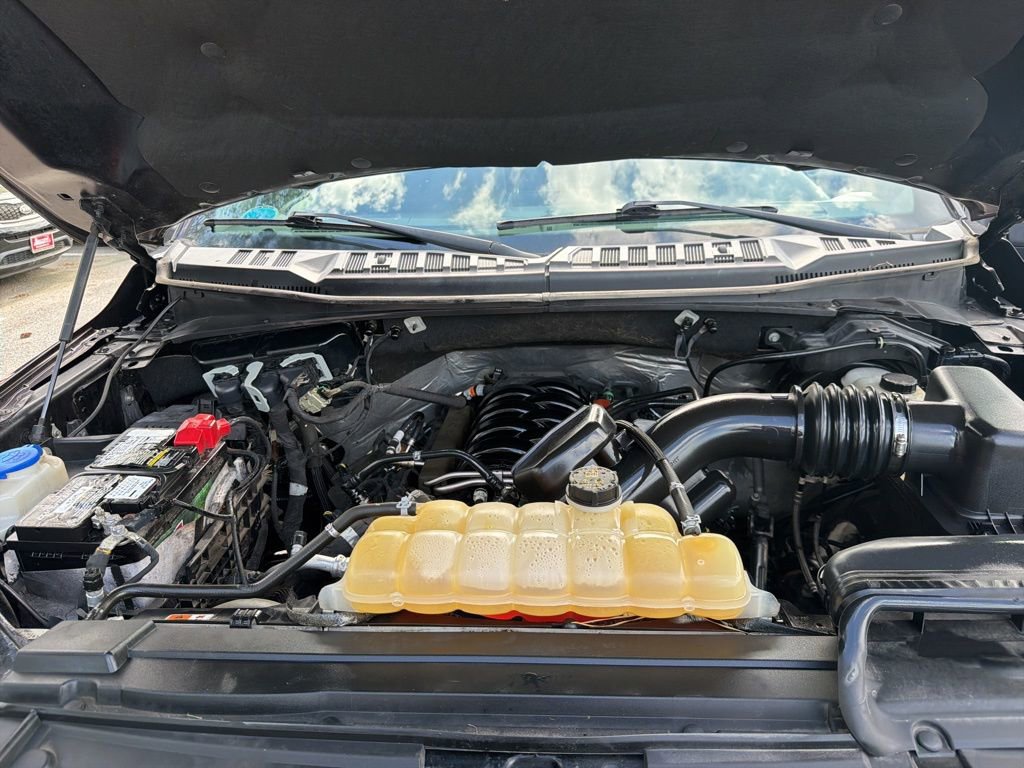 Used 2018 Ford F150 XLT image 11