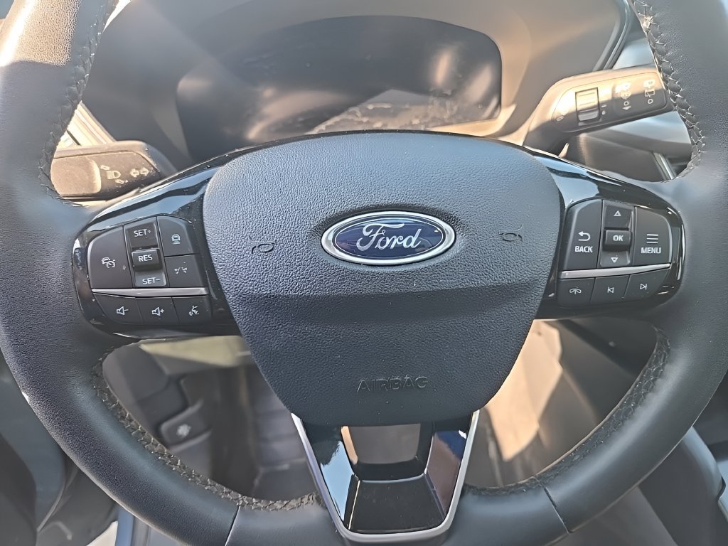 Certified 2023 Ford Escape Platinum AWD/4WD image 10