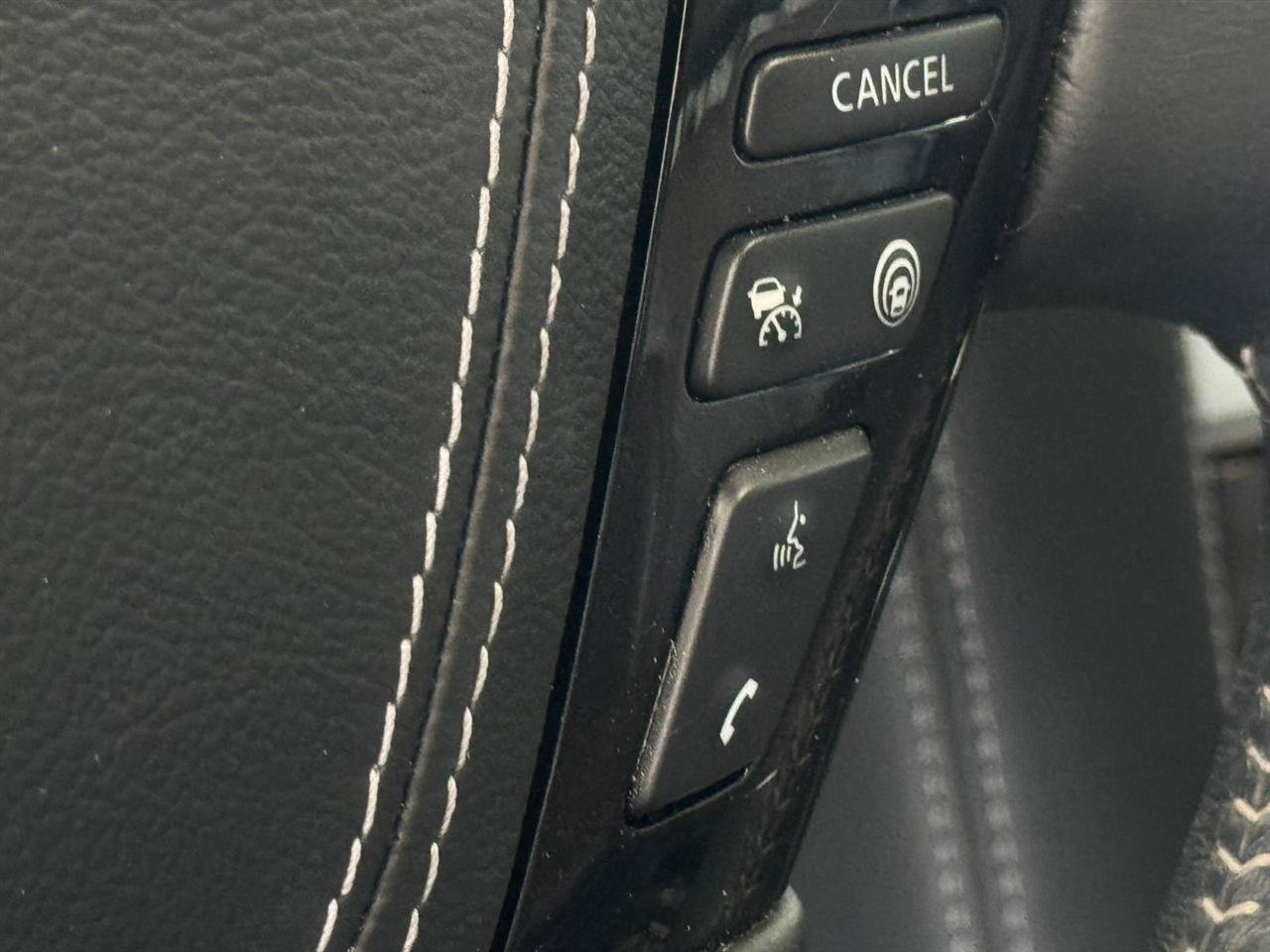 Used 2021 Nissan Armada Platinum w/ Captain's Chairs Package AWD/4WD image 15