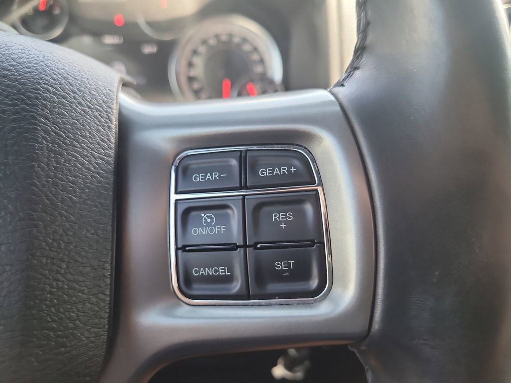 Used 2021 RAM 1500 Classic Warlock w/ Luxury Group AWD/4WD image 26