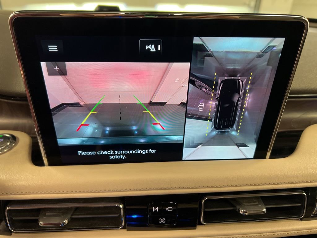 Used 2022 Lincoln Aviator Reserve w/ Equipment Group 201A image 13