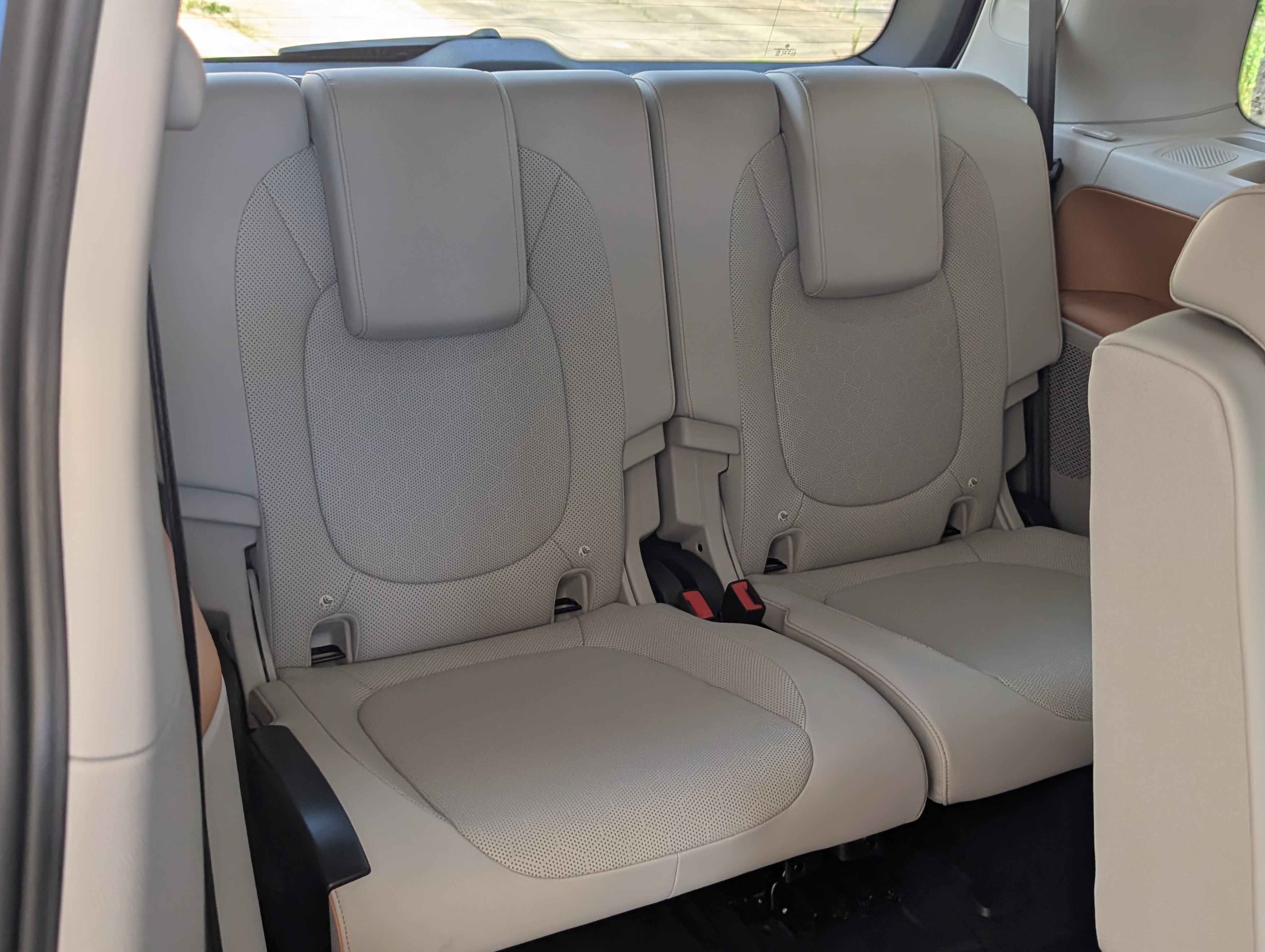 Used 2025 Volkswagen ID. Buzz Pro S Plus RWD image 22