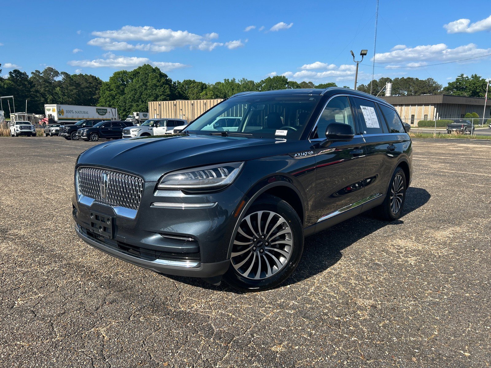 Used 2023 Lincoln Aviator Reserve w/ Elements Package Plus AWD/4WD image 1