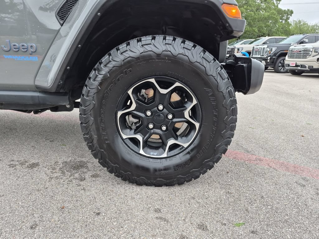 Used 2021 Jeep Wrangler Unlimited Rubicon 4xe w/ Safety Group AWD/4WD image 16