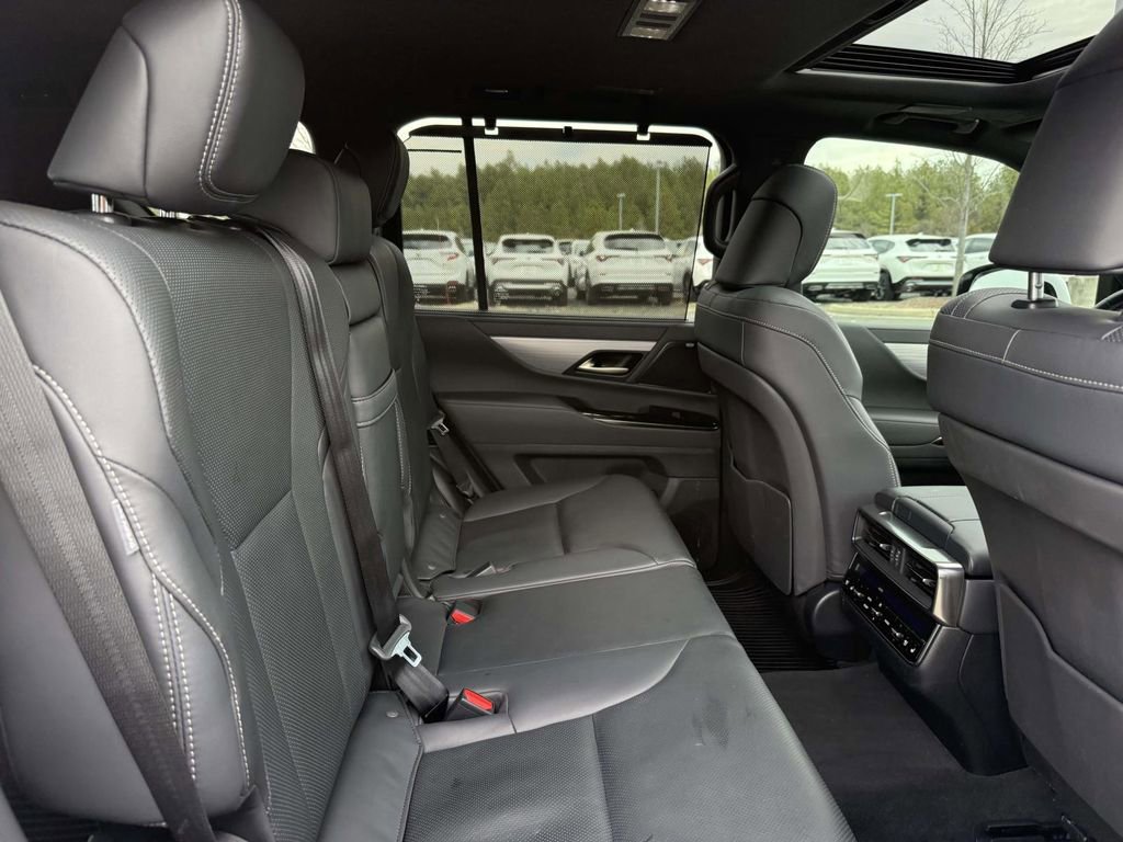 Used 2024 Lexus LX 600 F Sport image 16