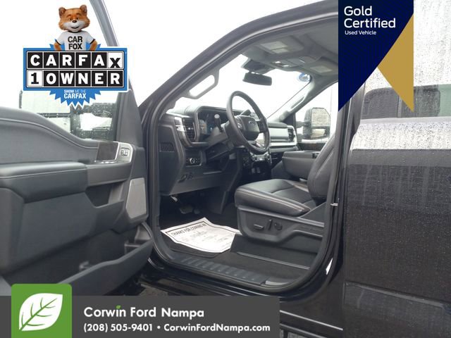 Certified 2025 Ford F350 Lariat w/ Camper Package image 11