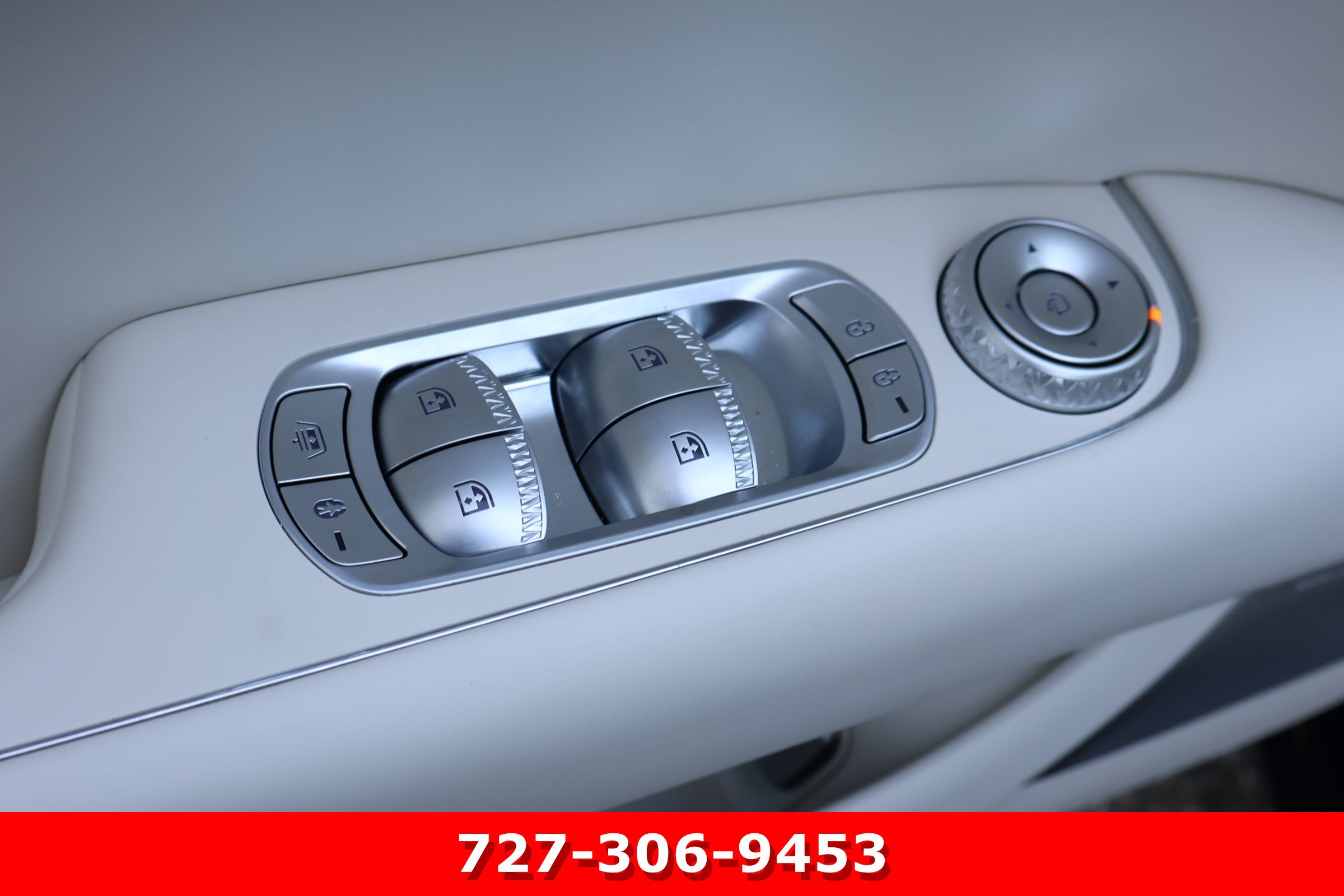 Used 2025 Genesis G90 3.5T AWD/4WD image 15