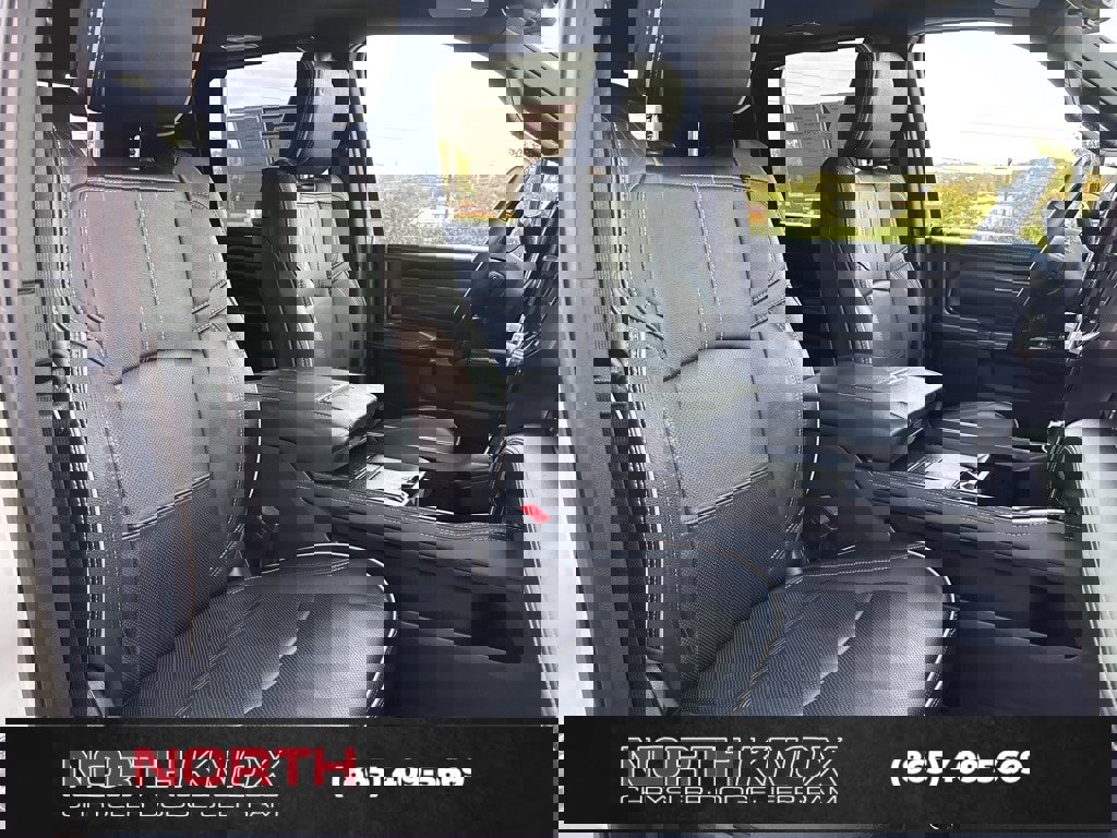 Used 2024 RAM 3500 Limited image 35