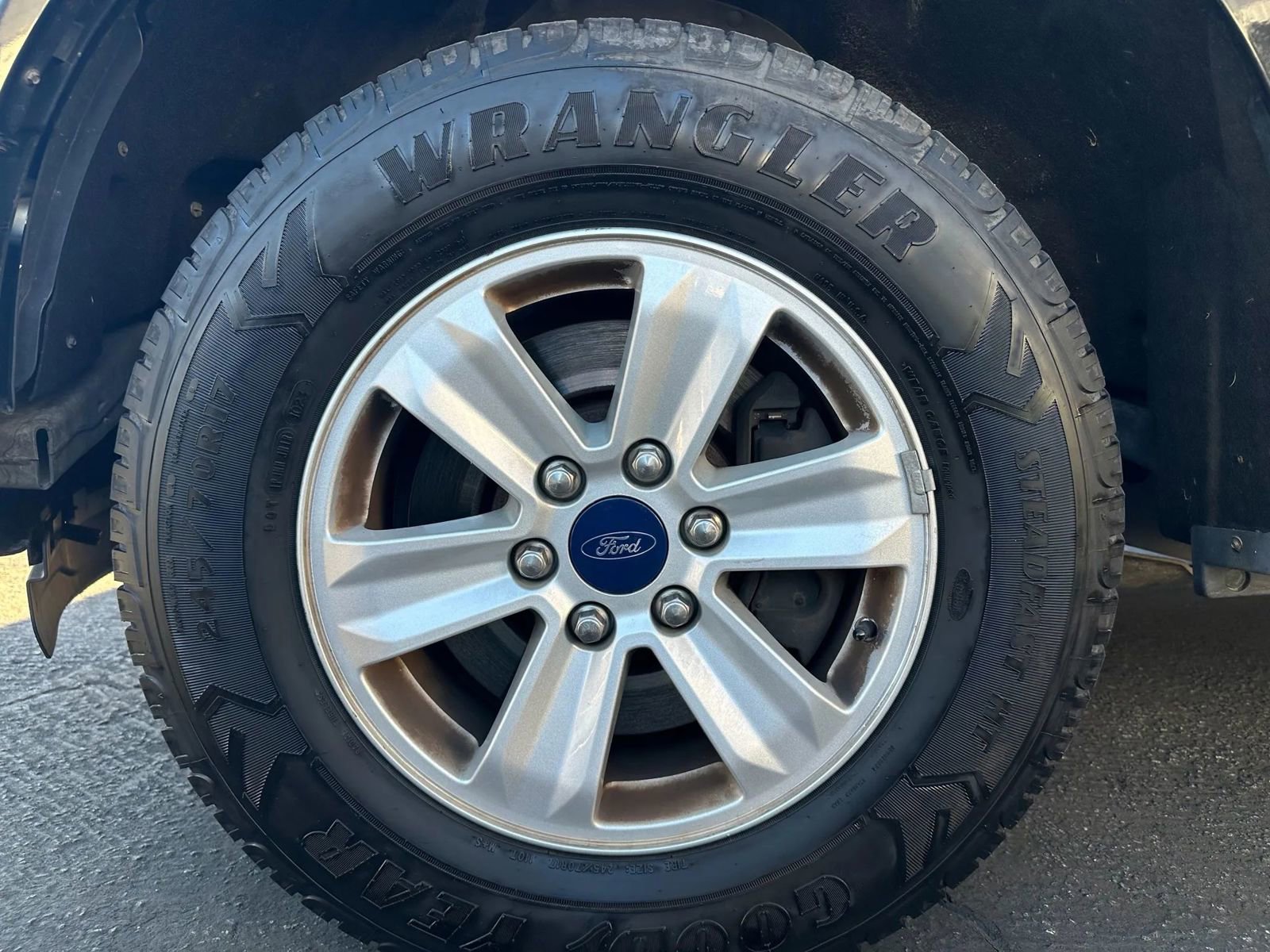 Used 2015 Ford F150 XLT w/ Equipment Group 301A Mid image 43