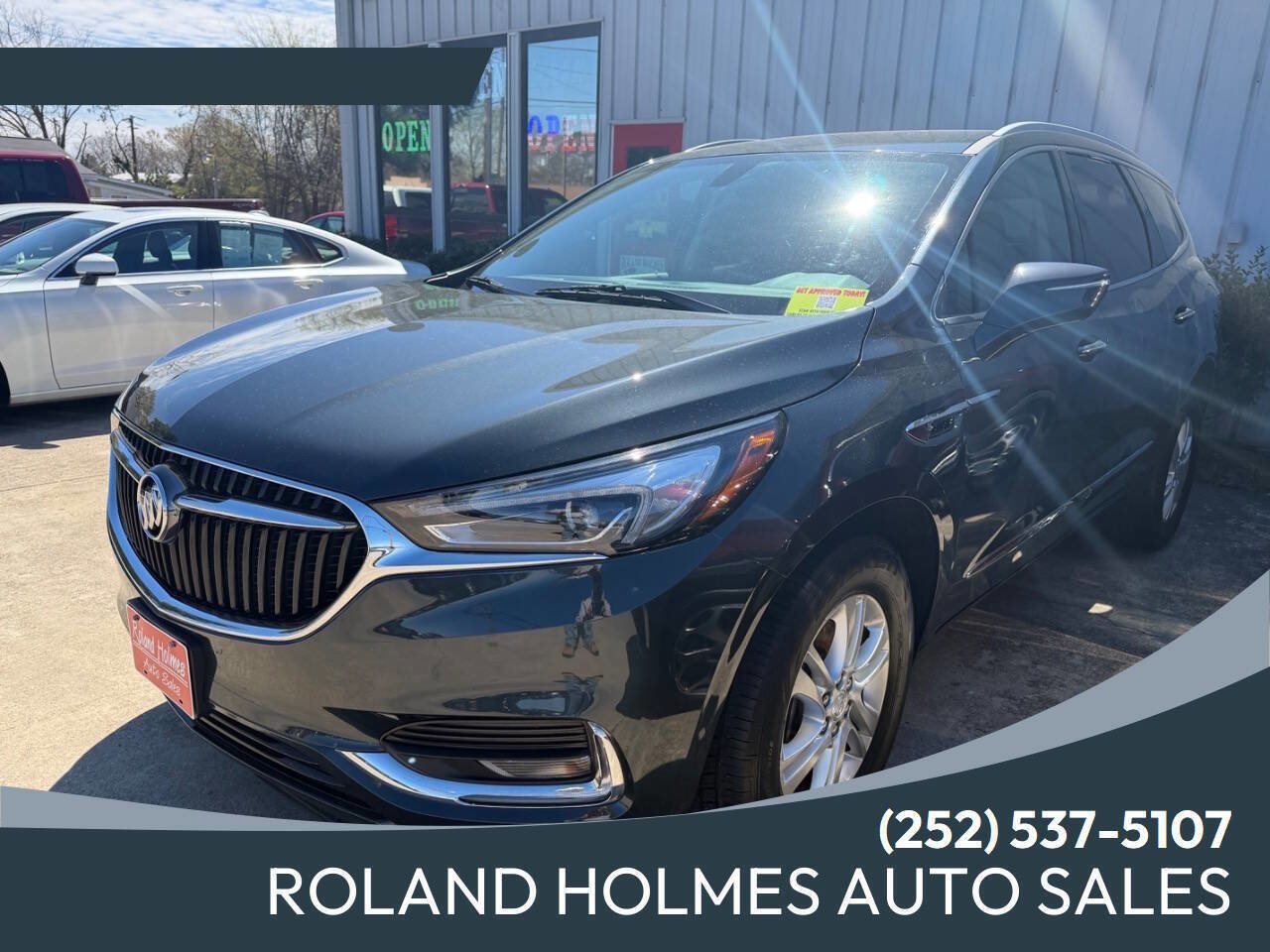 Used 2019 Buick Enclave Essence AWD/4WD image 1