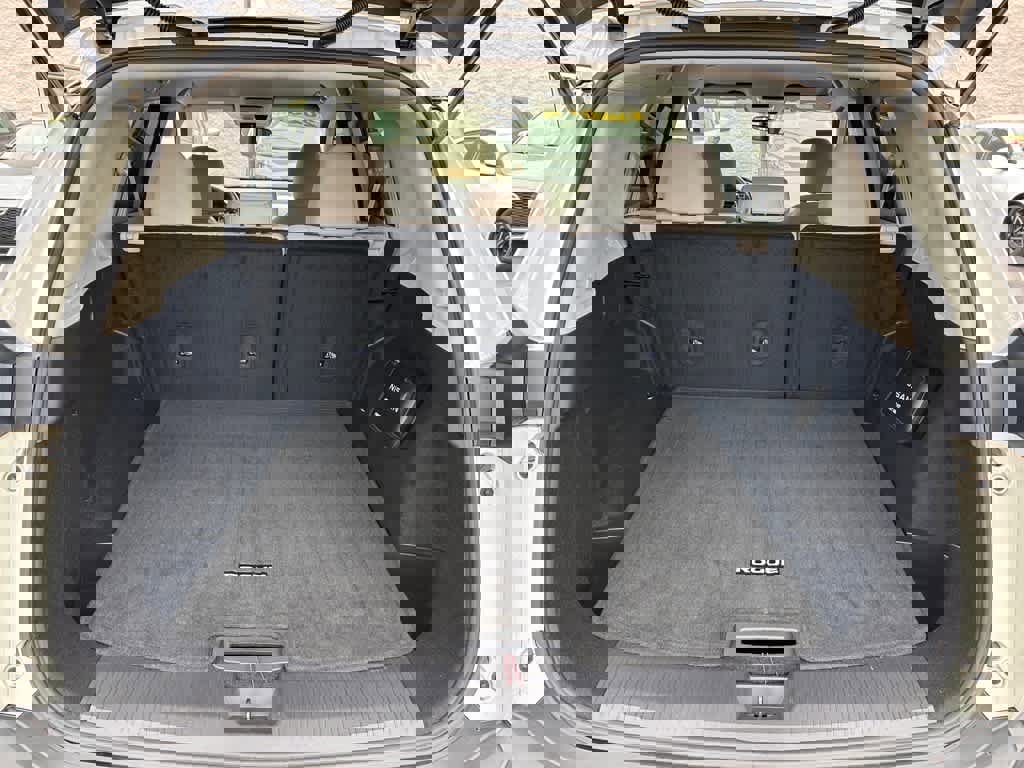 Used 2023 Nissan Rogue SV image 26