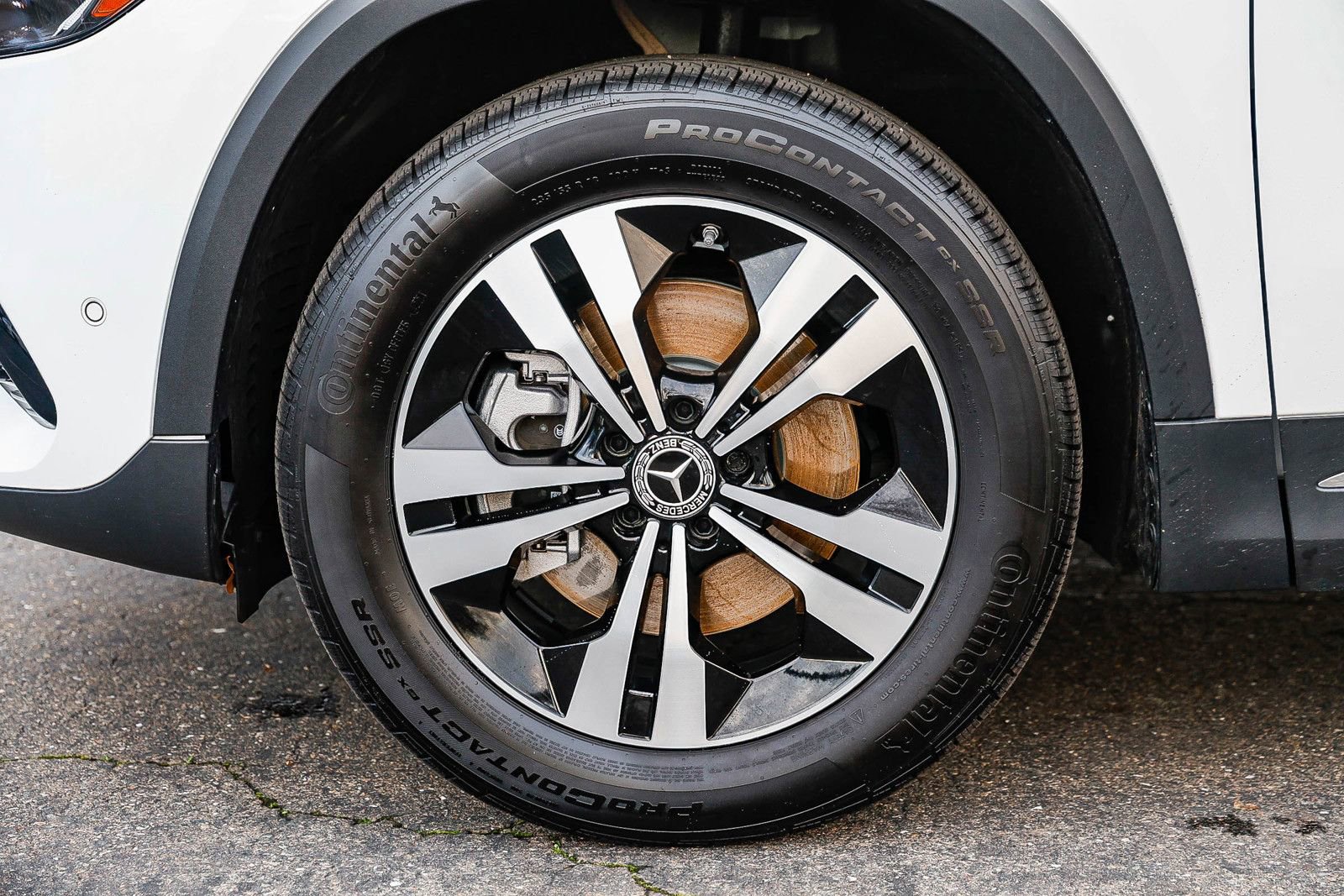 Certified 2025 Mercedes-Benz GLA 250 4MATIC image 9