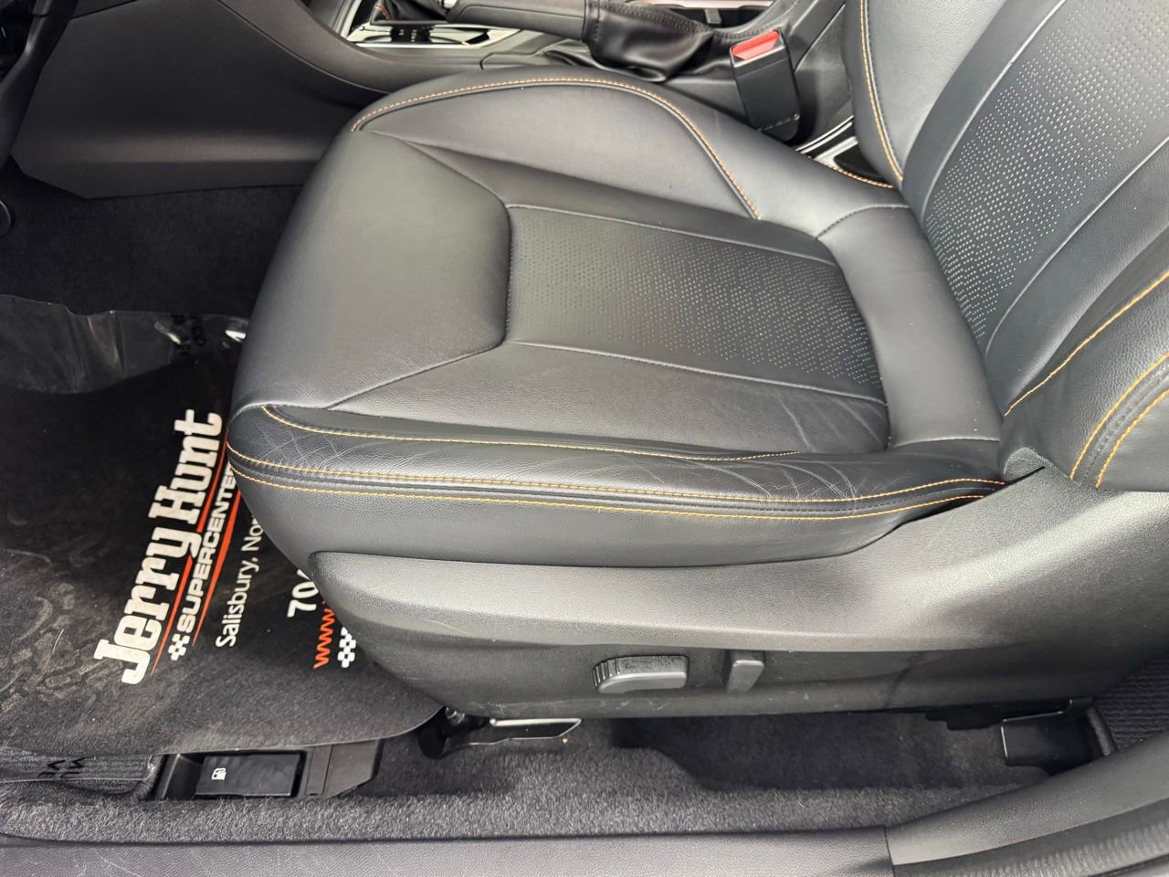 Used 2020 Subaru Crosstrek 2.0i Limited w/ Moonroof Package w/Navigation image 12