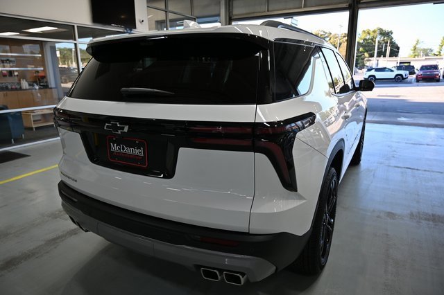 New 2026 Chevrolet Traverse LT w/ Driver Confidence Package image 5