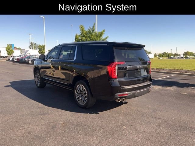 Used 2024 GMC Yukon XL Denali Ultimate AWD/4WD image 5
