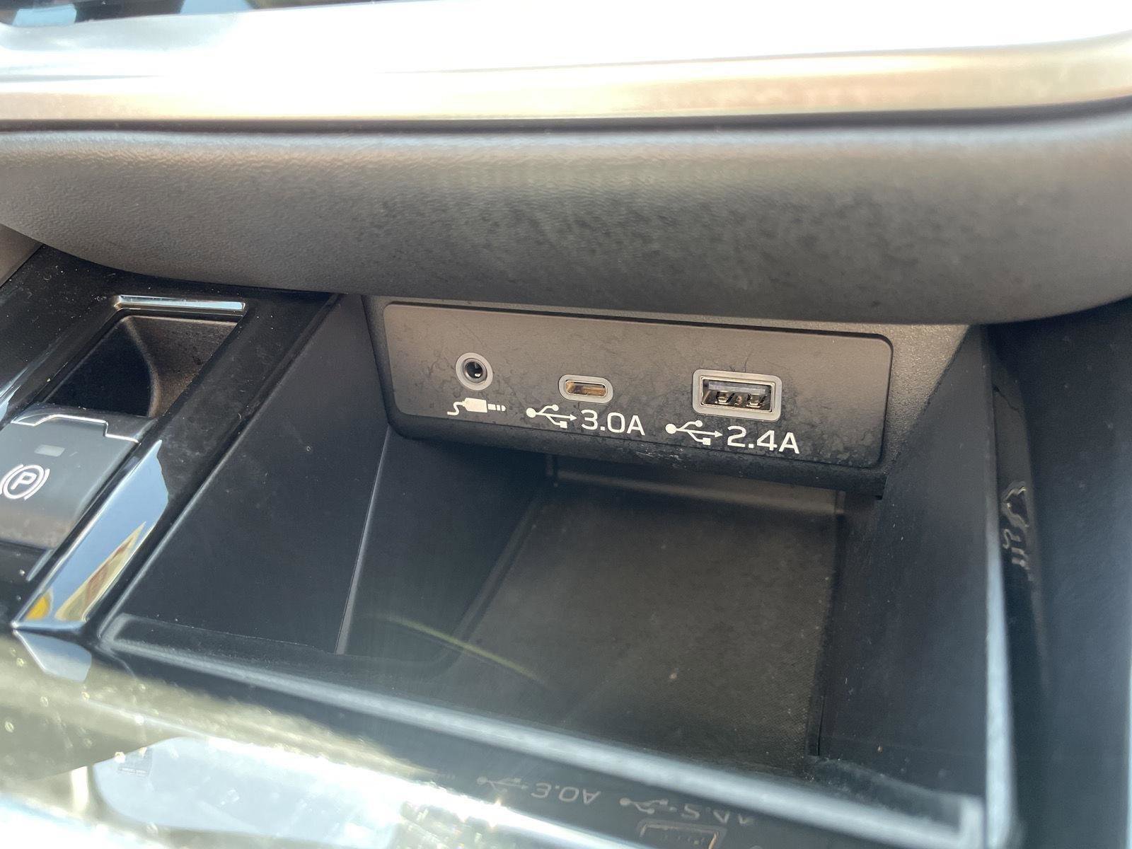 Certified 2024 Subaru Legacy Limited image 18