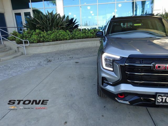 New 2026 GMC Terrain AT4 w/ Convenience Package III image 31