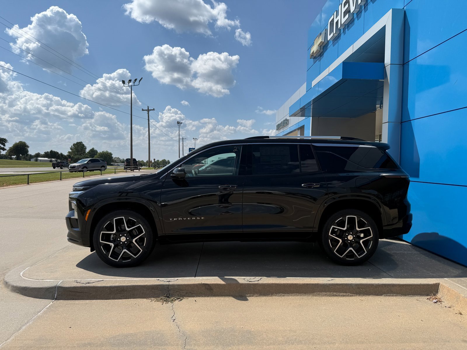 New 2026 Chevrolet Traverse High Country image 6