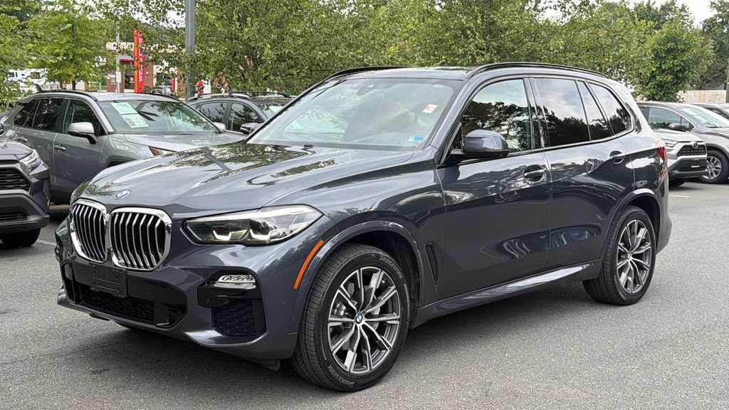 Used 2021 BMW X5 xDrive40i w/ M Sport Package AWD/4WD image 2