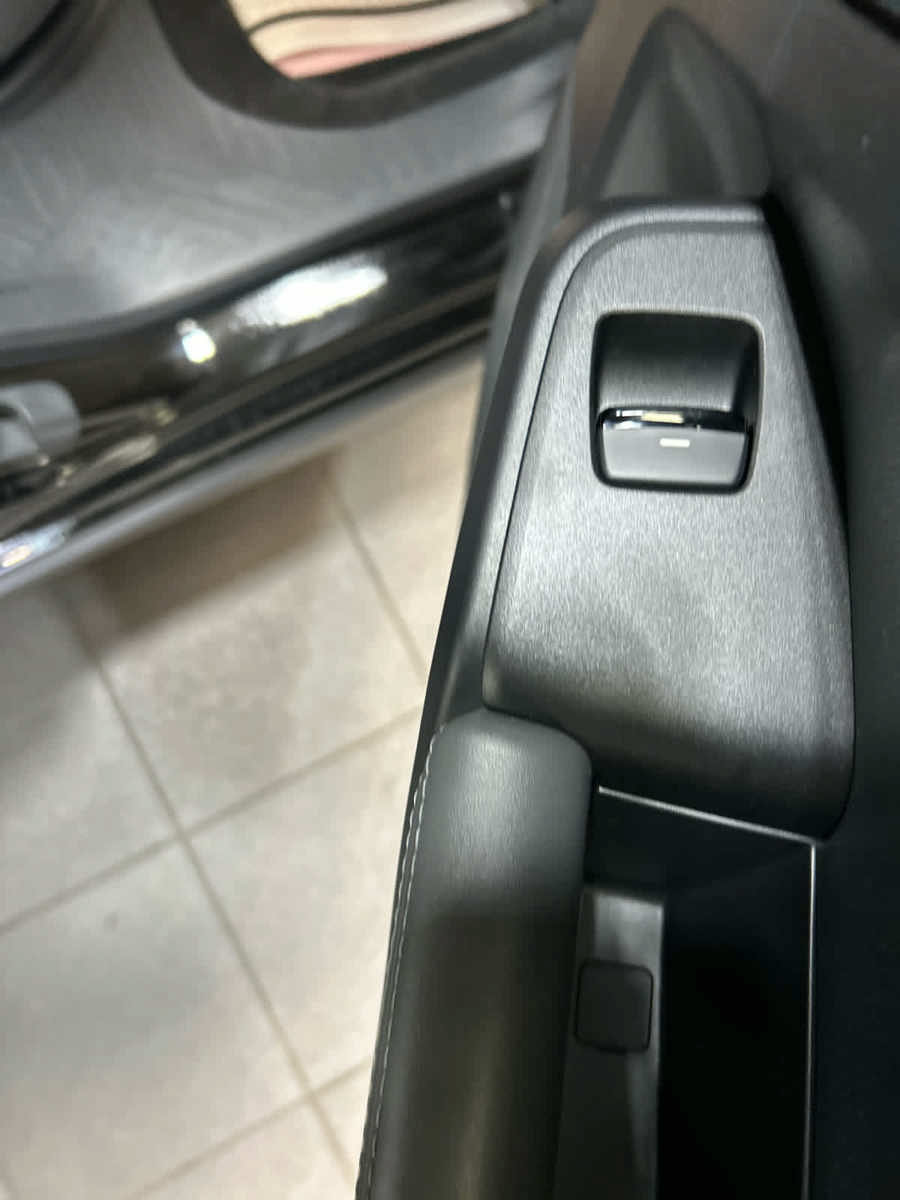 New 2027 Subaru Crosstrek 2.5i Premium AWD/4WD image 27