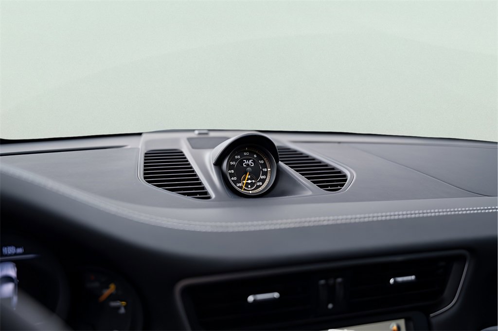 Used 2016 Porsche 911 GT3 RS image 34