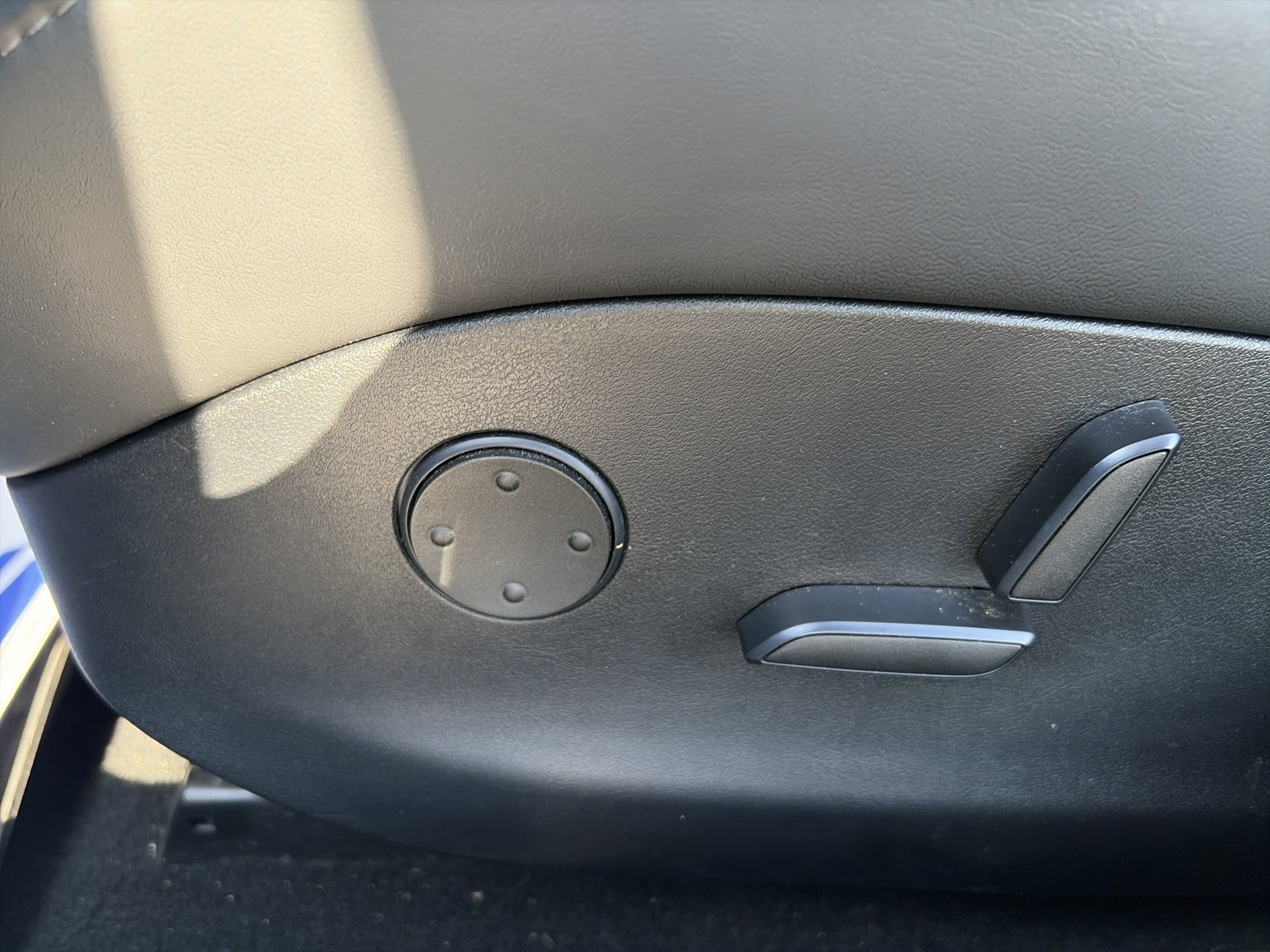 Used 2018 Tesla Model S 75D image 20