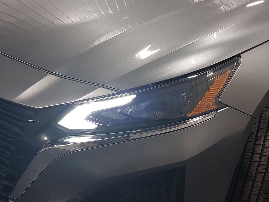 Used 2023 Nissan Altima 2.5 SV image 30