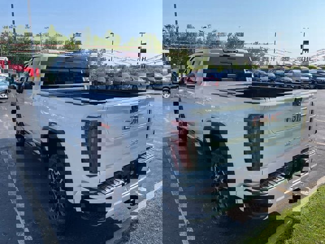 New 2025 GMC Sierra 2500 AT4 w/ AT4 Premium Plus Package image 7