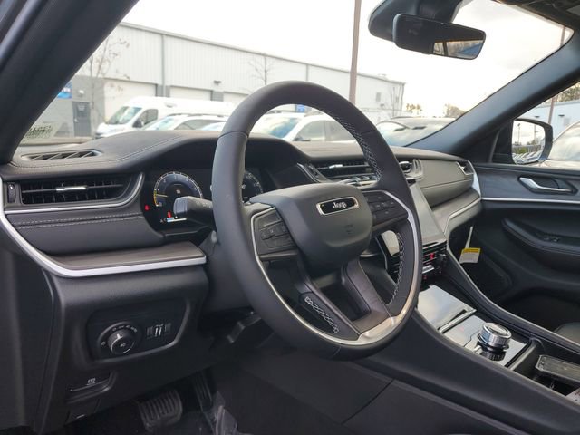 New 2025 Jeep Grand Cherokee Limited image 20