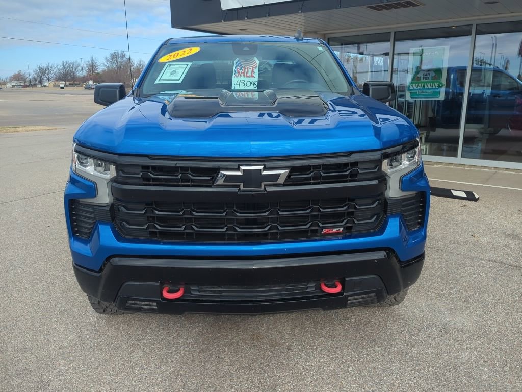 Used 2022 Chevrolet Silverado 1500 LT Trail Boss image 2