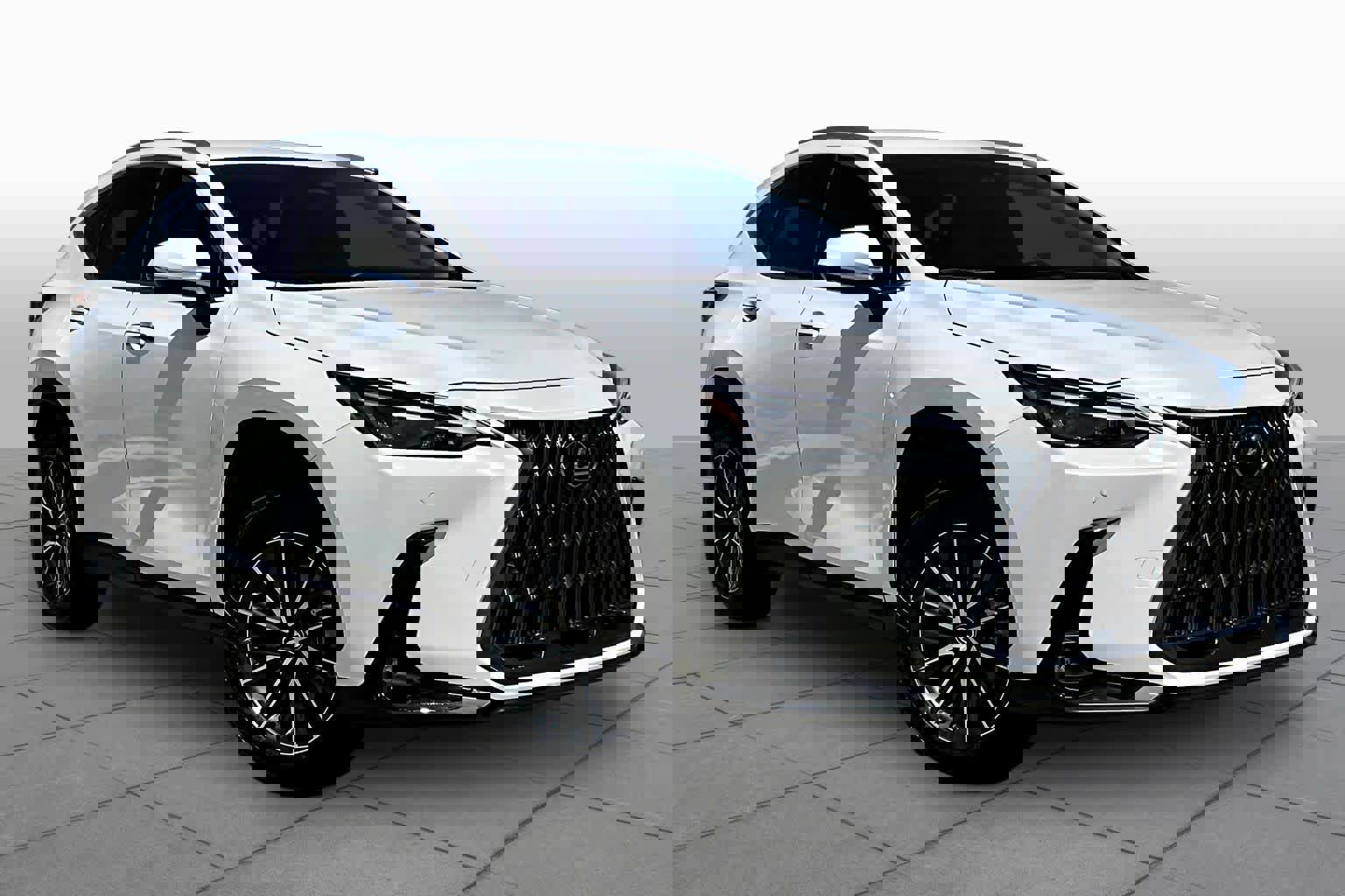 Used 2025 Lexus NX 250 FWD w/ Accessory Package (Z1) image 3