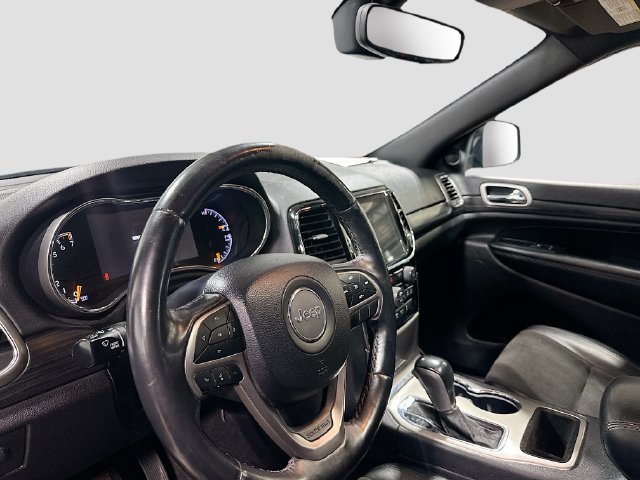 Used 2019 Jeep Grand Cherokee Altitude AWD/4WD image 10