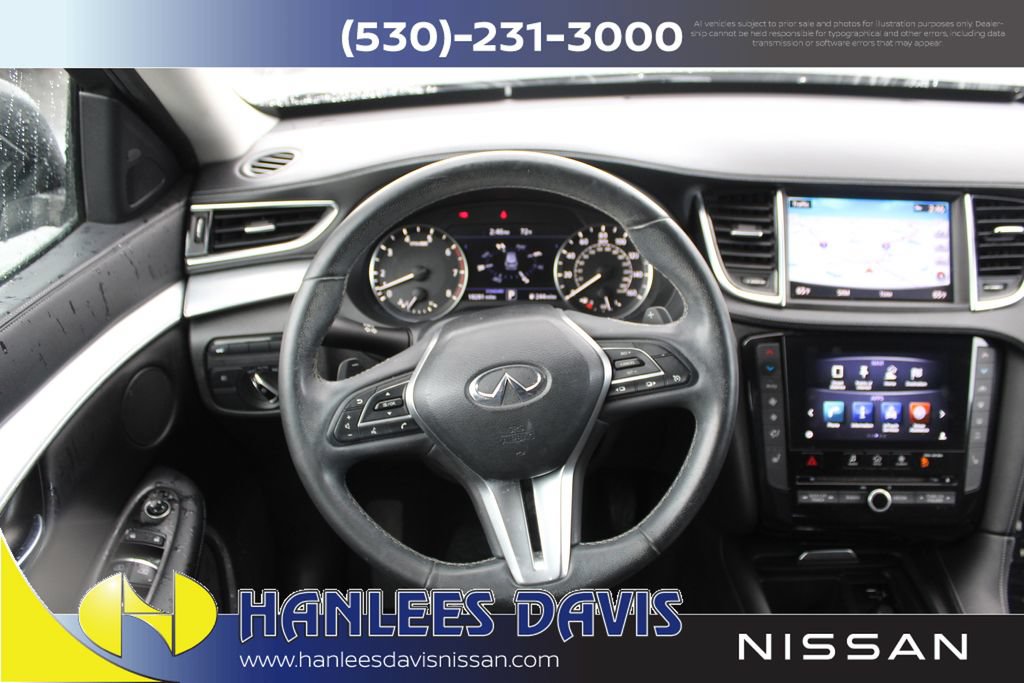 Used 2019 INFINITI QX50 Luxe w/ Navigation Package AWD/4WD image 16
