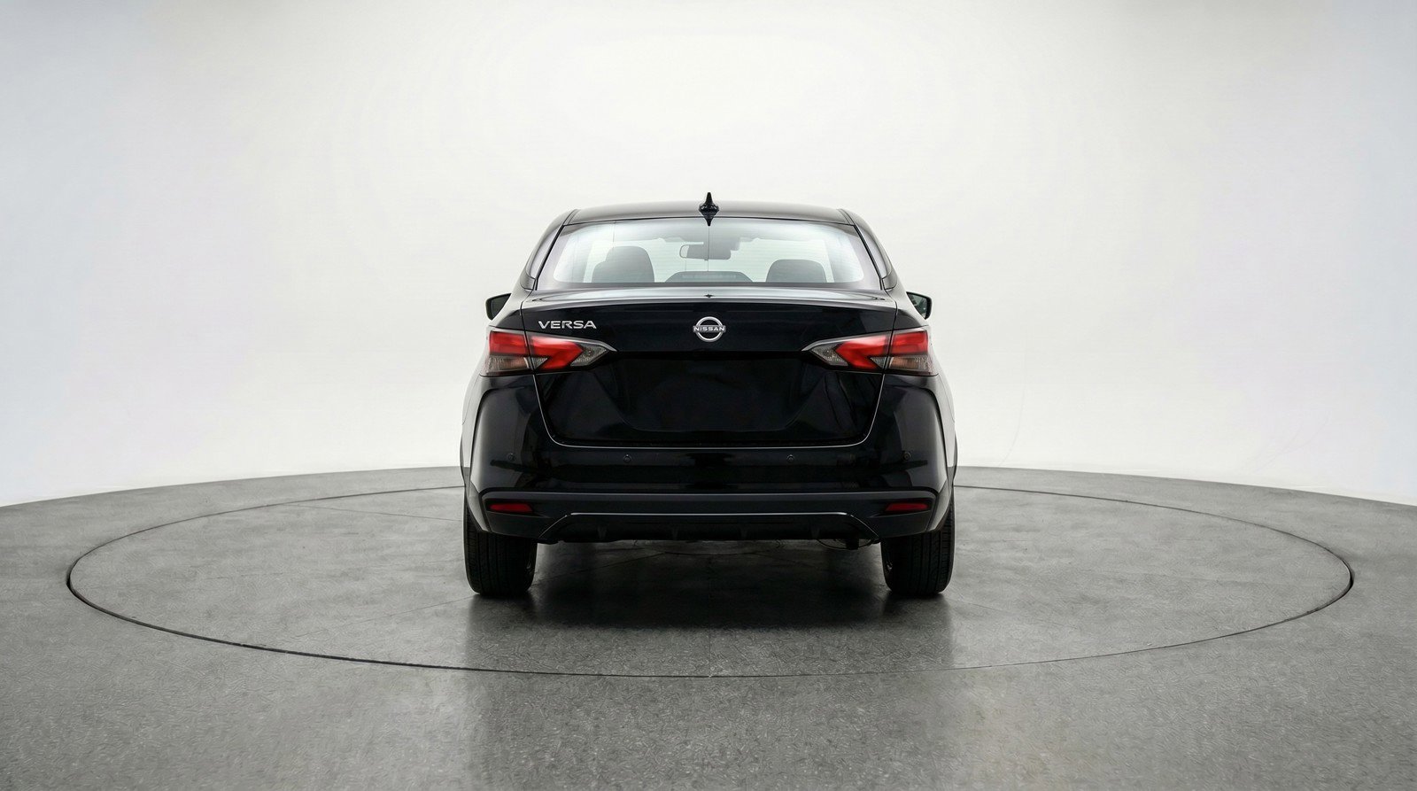 Used 2025 Nissan Versa SV FWD image 7