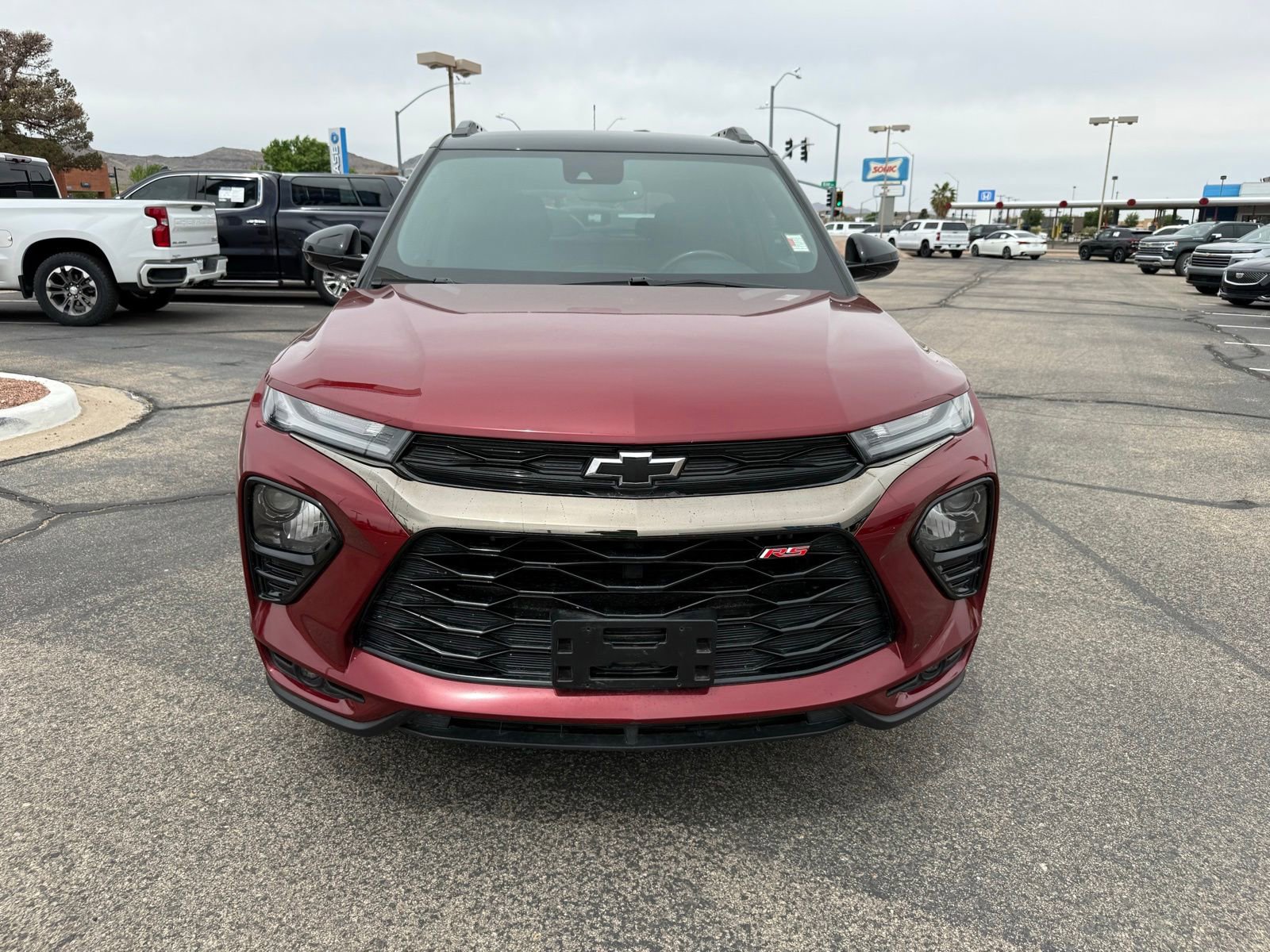 Used 2023 Chevrolet TrailBlazer RS w/ Convenience Package image 2