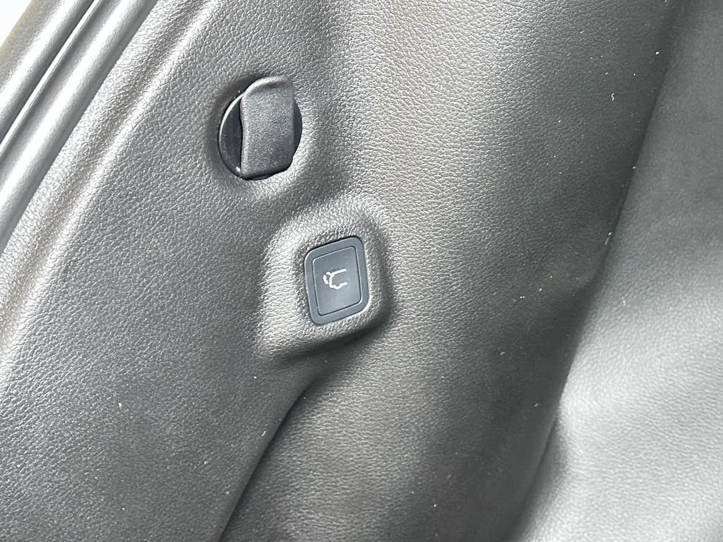 New 2026 Jeep Compass Limited image 15